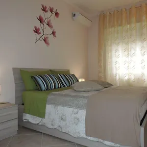 Appartamento Sasha's Crib Italia